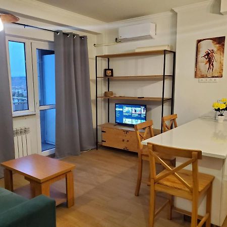 Ferienwohnung Alexander III Tbilisi Exterior foto