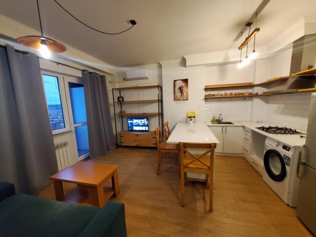 Ferienwohnung Alexander III Tbilisi Exterior foto