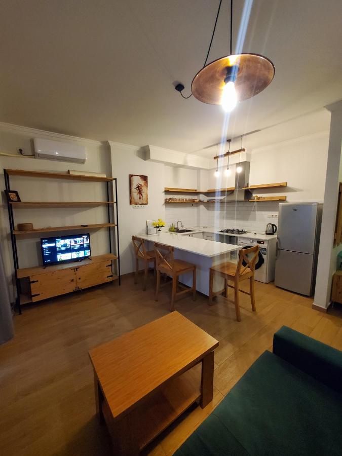Ferienwohnung Alexander III Tbilisi Exterior foto